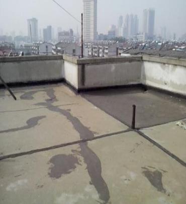 威信漏水维修 楼顶漏水是什么原因，楼顶漏水维修方法是什么?
